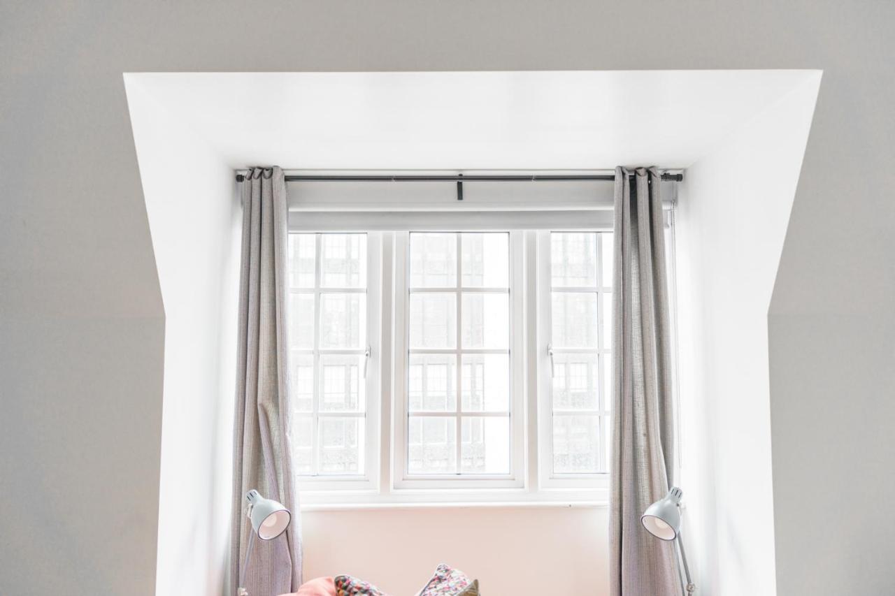 Top Floor Apartment High Street Kensington 런던 외부 사진
