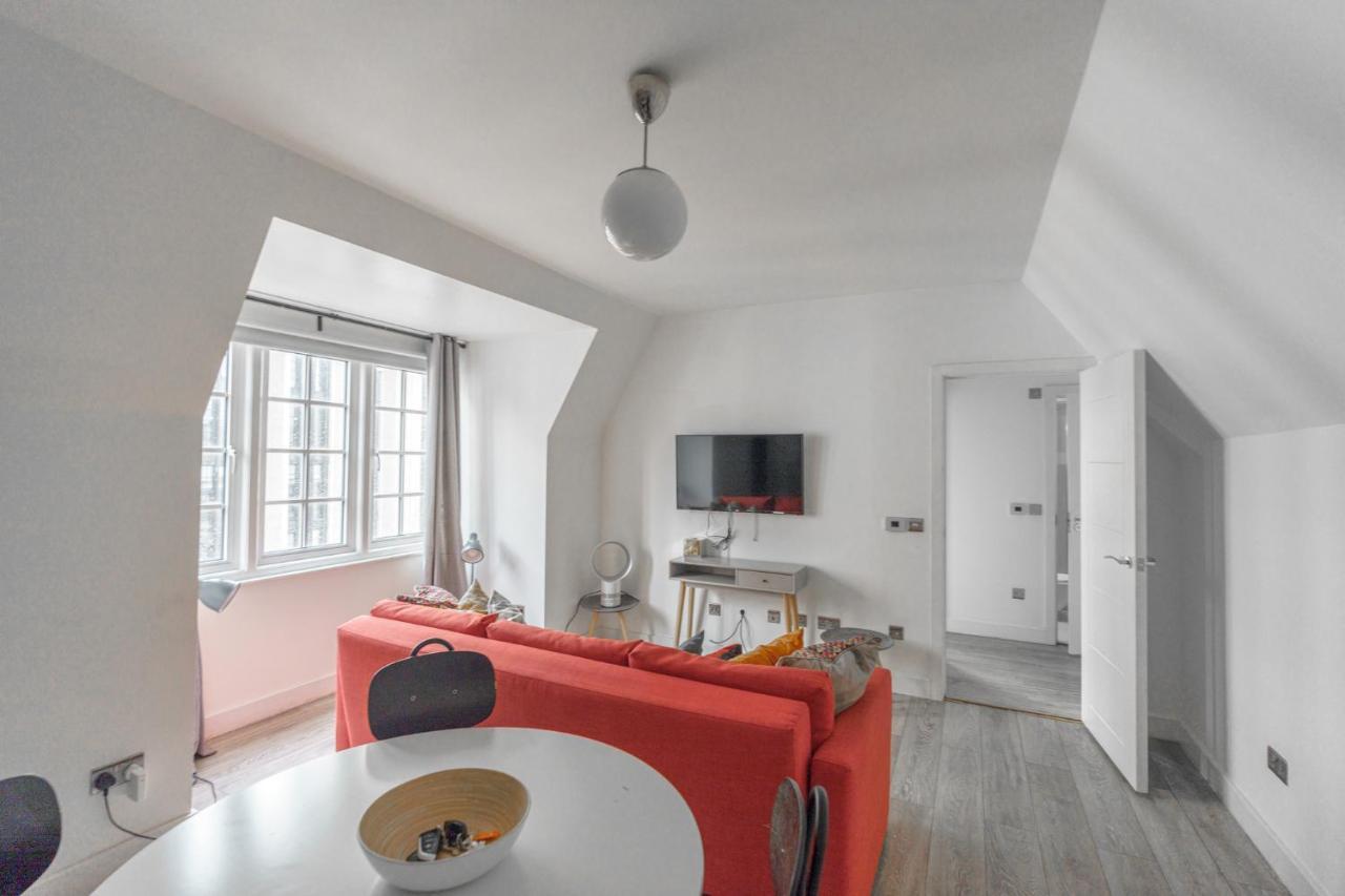 Top Floor Apartment High Street Kensington 런던 외부 사진